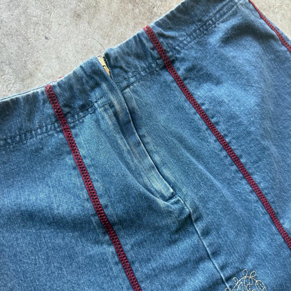 Vtg 1990s Liz Claiborne Denim Skirt Embroidered Accents Womens Size 2 Petite - Picture 3 of 7